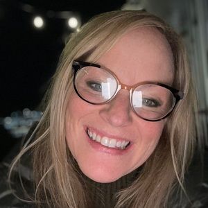 Meet your Posher, Amy